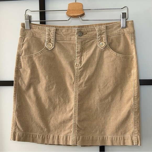 [4] Old Navy y2k Tan Corduroy Mini Skirt w/pockets Women’s - Picture 2 of 7
